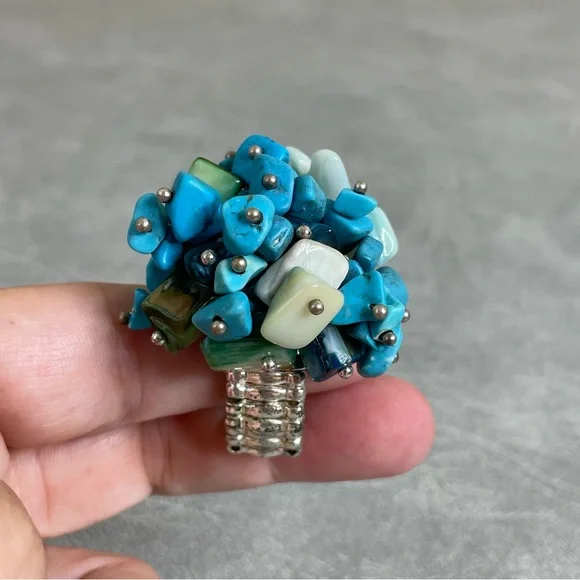 Blue and White Cluster Statement Ring with Organic Design - Picture 9 of 9